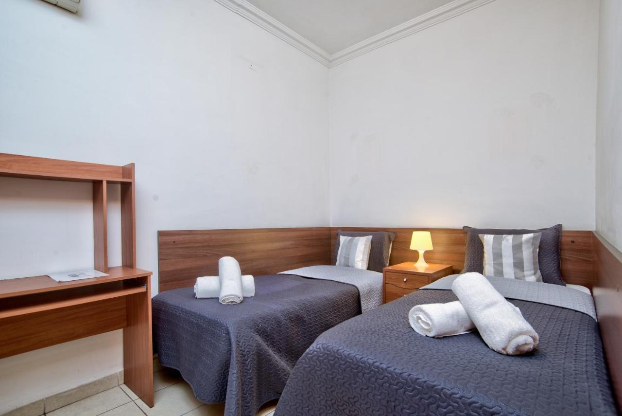Morina Court - St Julians Seaside Bliss Apartments And Penthouse By Shortletsmalta Saint Julian's 외부 사진