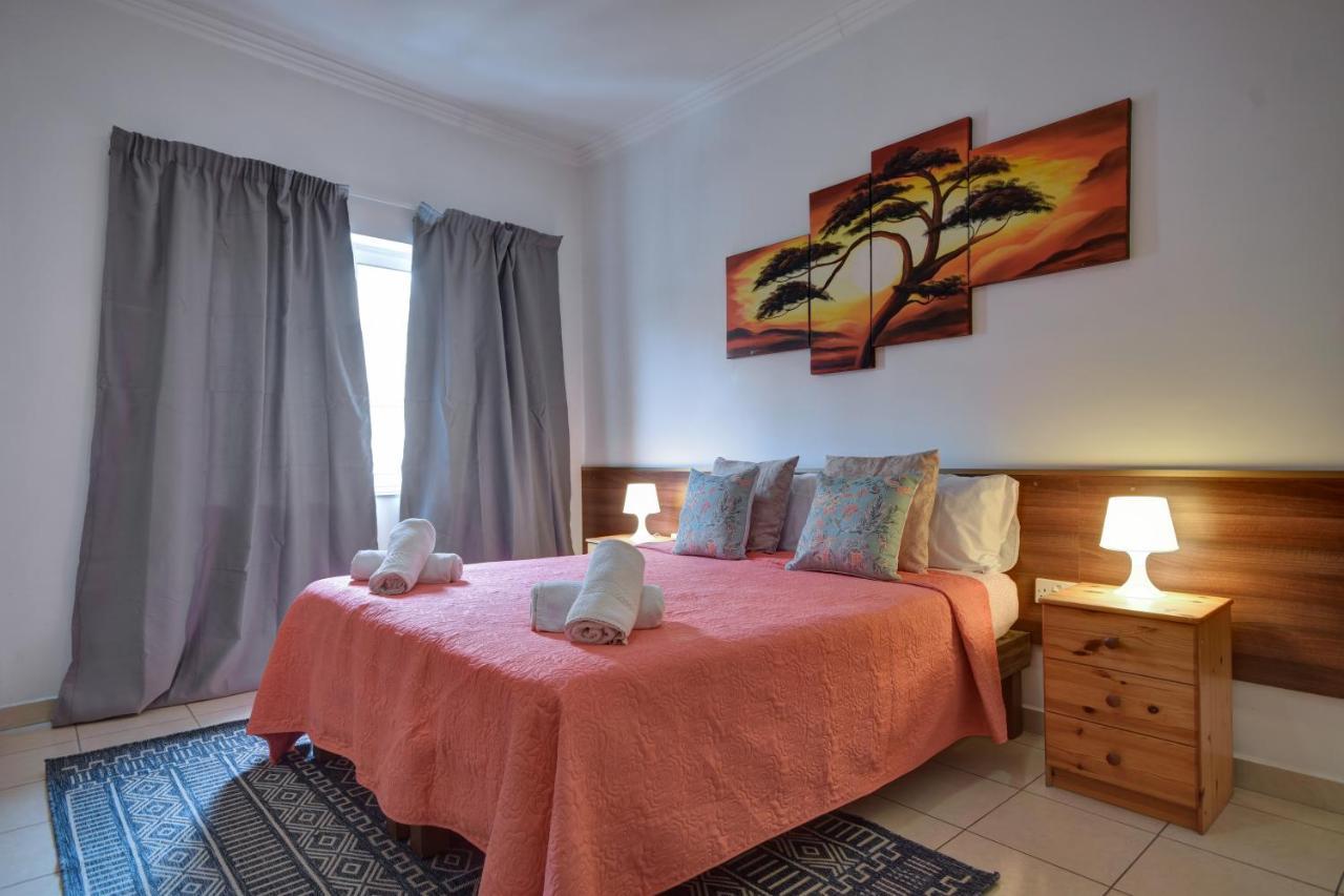 Morina Court - St Julians Seaside Bliss Apartments And Penthouse By Shortletsmalta Saint Julian's 외부 사진