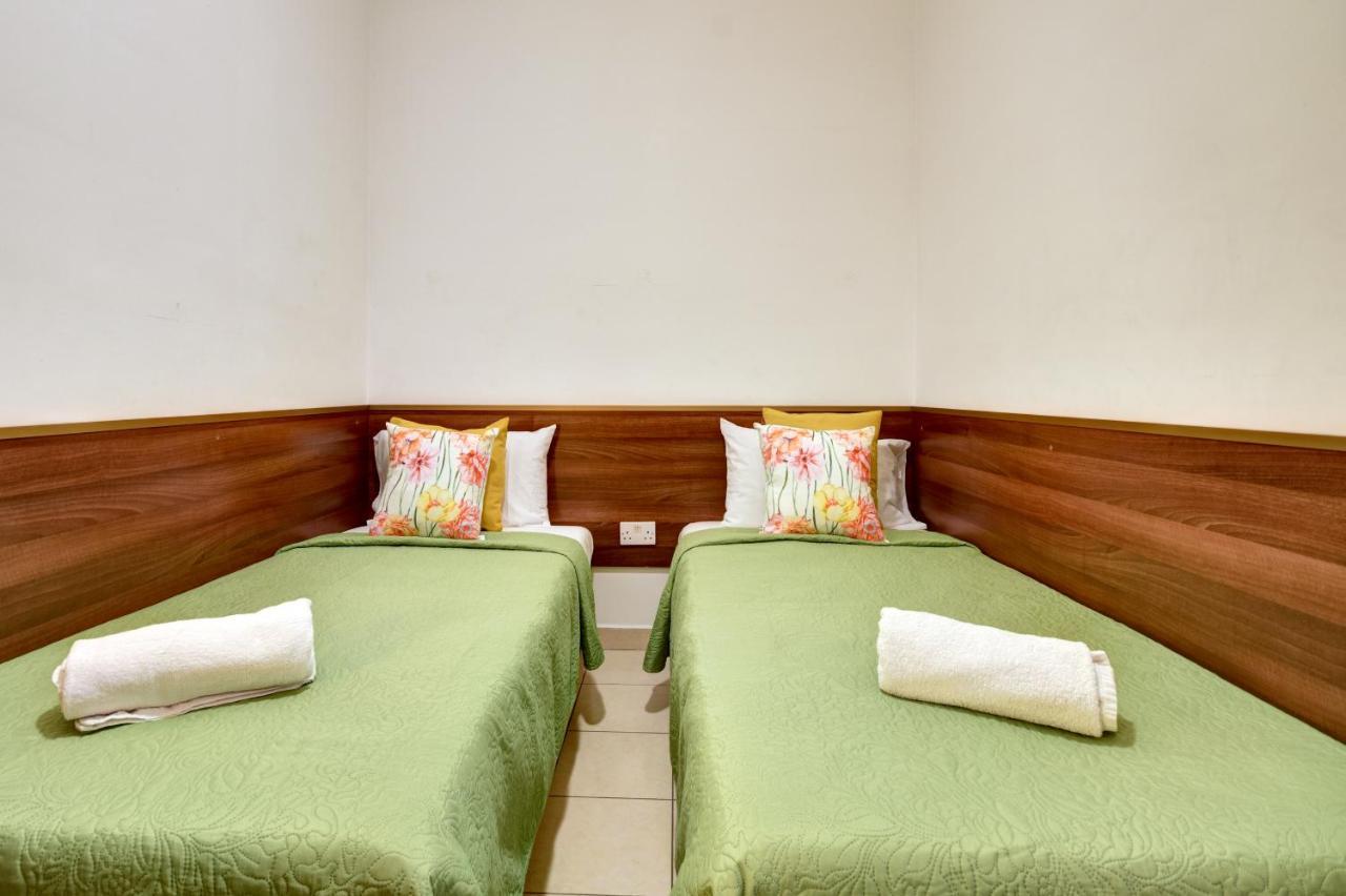 Morina Court - St Julians Seaside Bliss Apartments And Penthouse By Shortletsmalta Saint Julian's 외부 사진